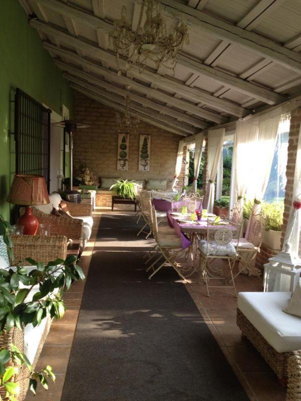 B&B Abracadabra Ghibullo ภายนอก รูปภาพ