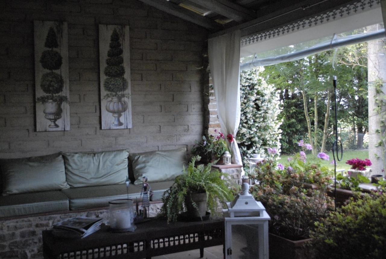 B&B Abracadabra Ghibullo ภายนอก รูปภาพ